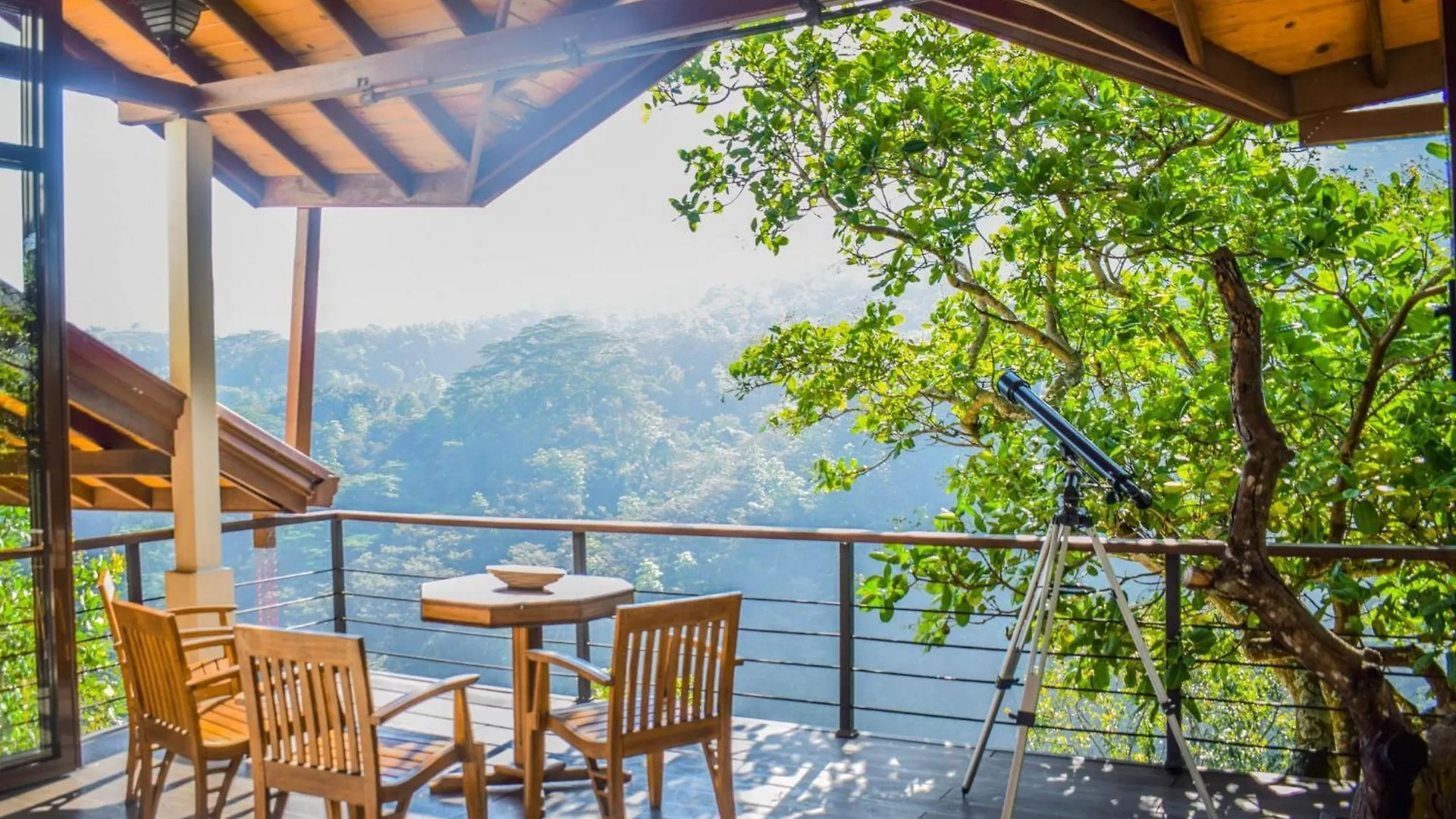 Aqua Dunhinda Villa Kandy