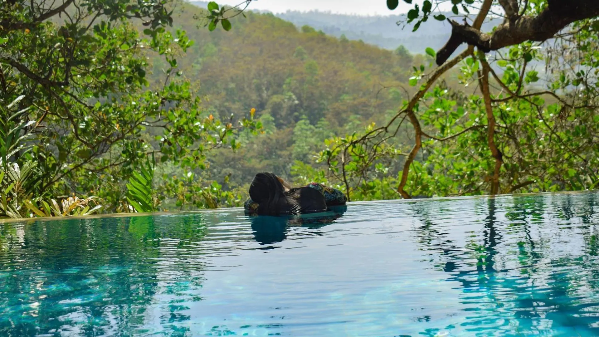 Aqua Dunhinda Villa Kandy Hotel